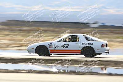 media/Nov-16-2025-CalClub SCCA (Sun) [[2975c16dfc]]/Group 6/Turn 1/